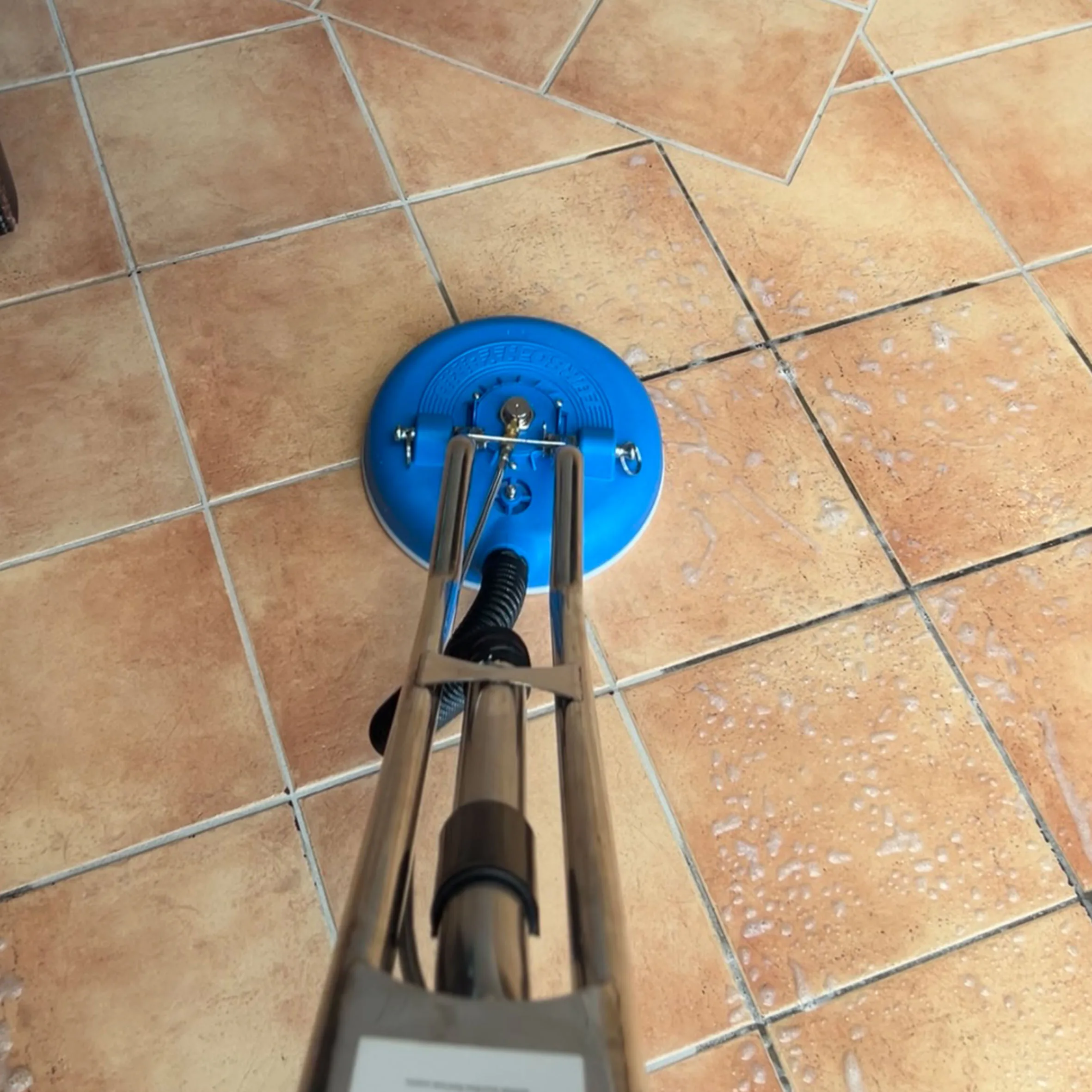 Tile-Cleaning Tile-Cleaning