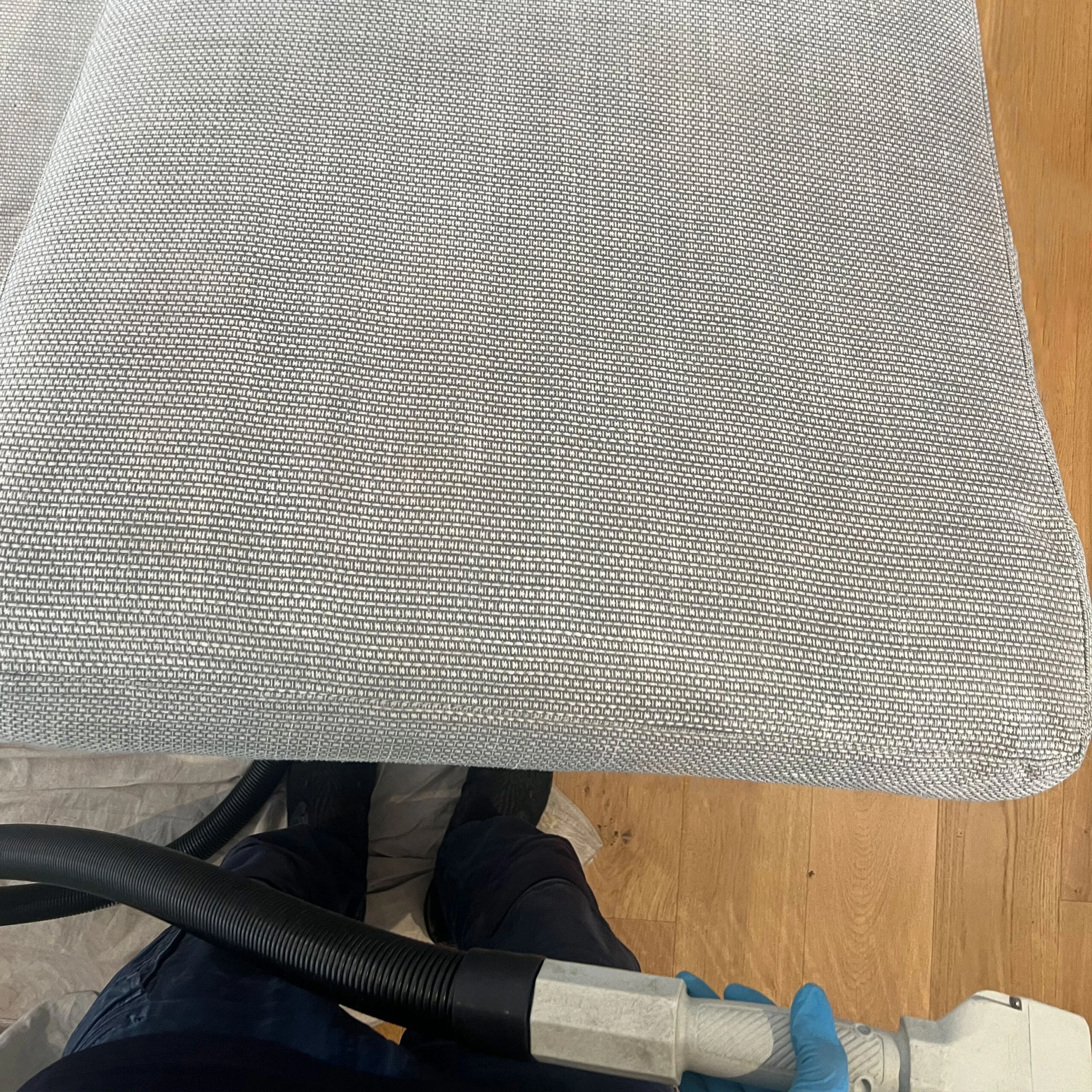 Upholstery-Cleaning